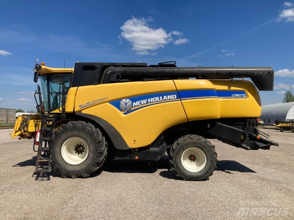 New Holland CX 8070 Ceifeiras debulhadoras