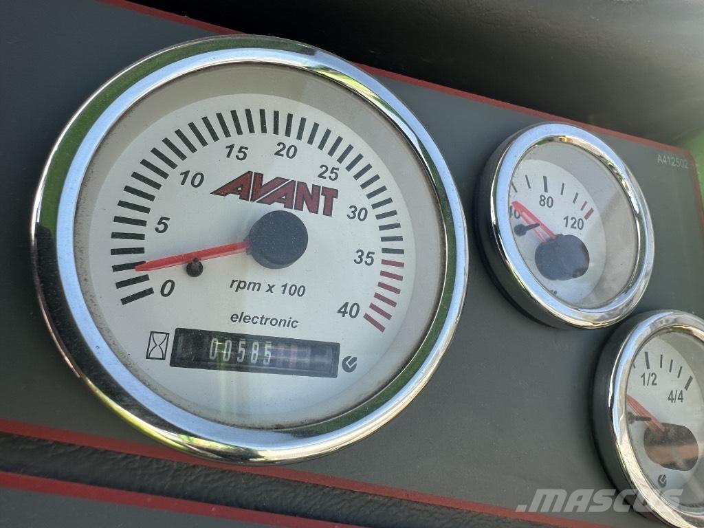 Avant 523 Mini carregadoras