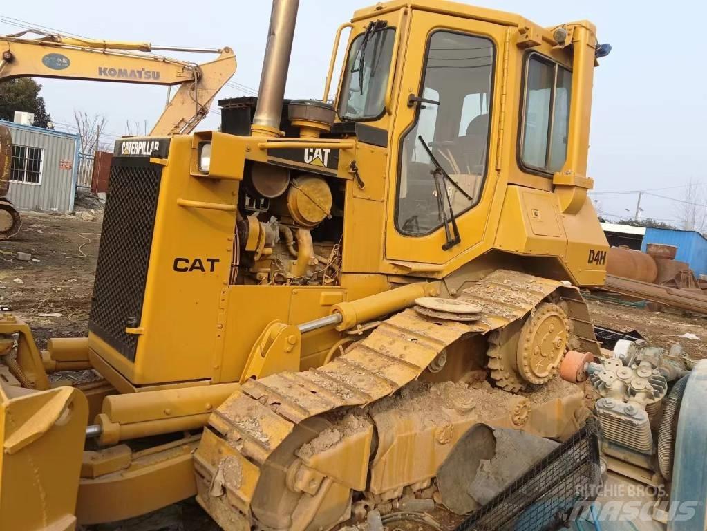 CAT D 4 H Dozers - Tratores rastos