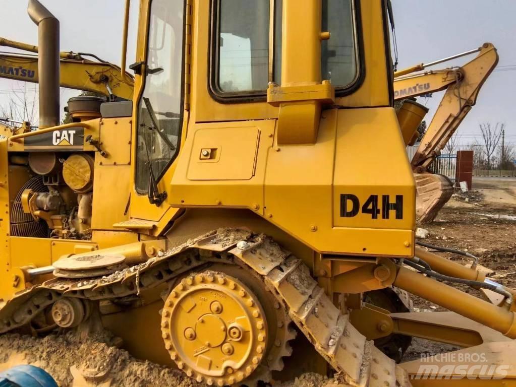 CAT D 4 H Dozers - Tratores rastos