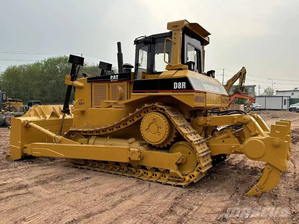 CAT D8R Dozers - Tratores rastos