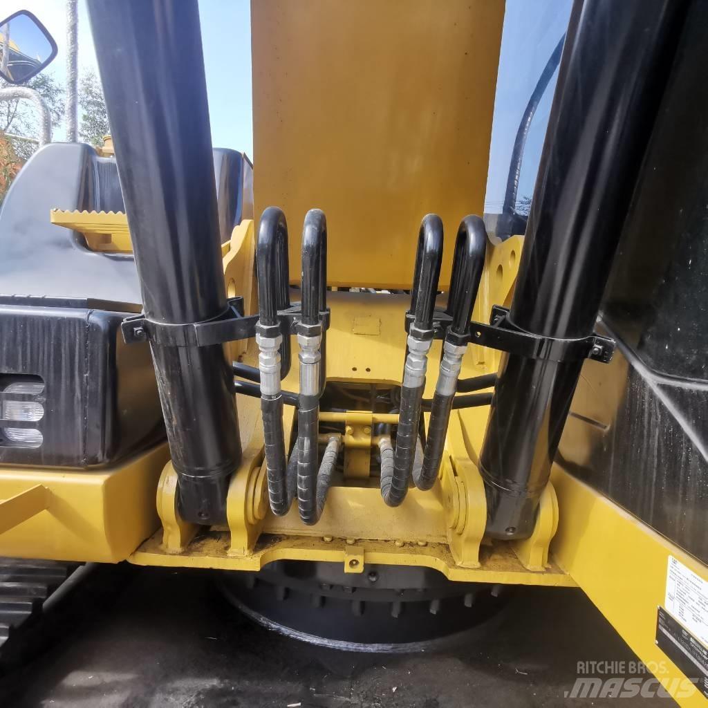CAT 320 D Escavadoras de rastos