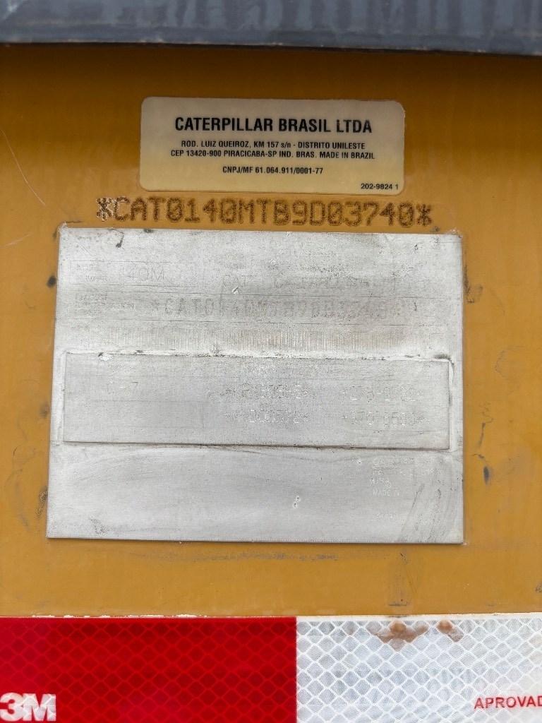 CAT 140M Motoniveladoras