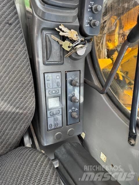 Hitachi ZX 130 W Escavadoras de rodas