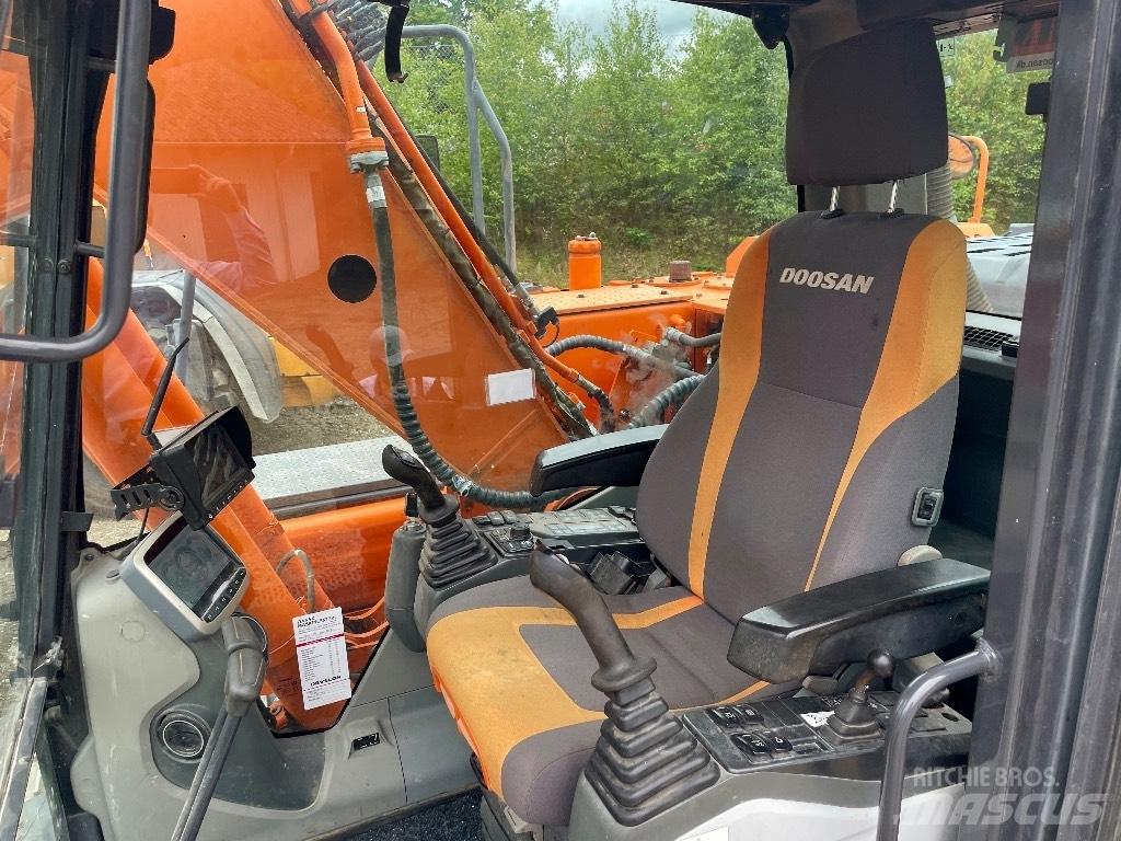 Doosan DX 180 LC-3 Escavadoras de rastos