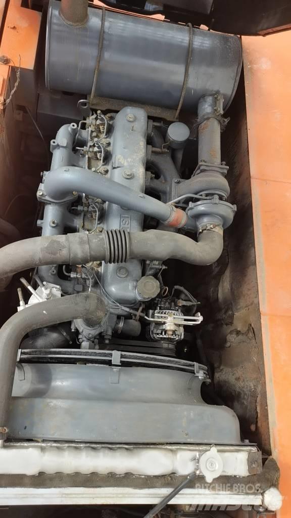 Hitachi EX 200-5 Escavadoras de rastos