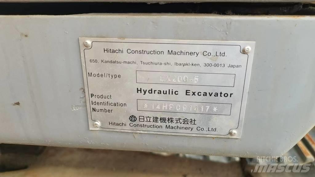 Hitachi EX 200-5 Escavadoras de rastos