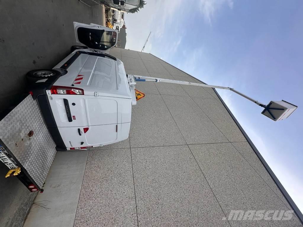 Renault Master 145 Plataformas aéreas montadas em camião