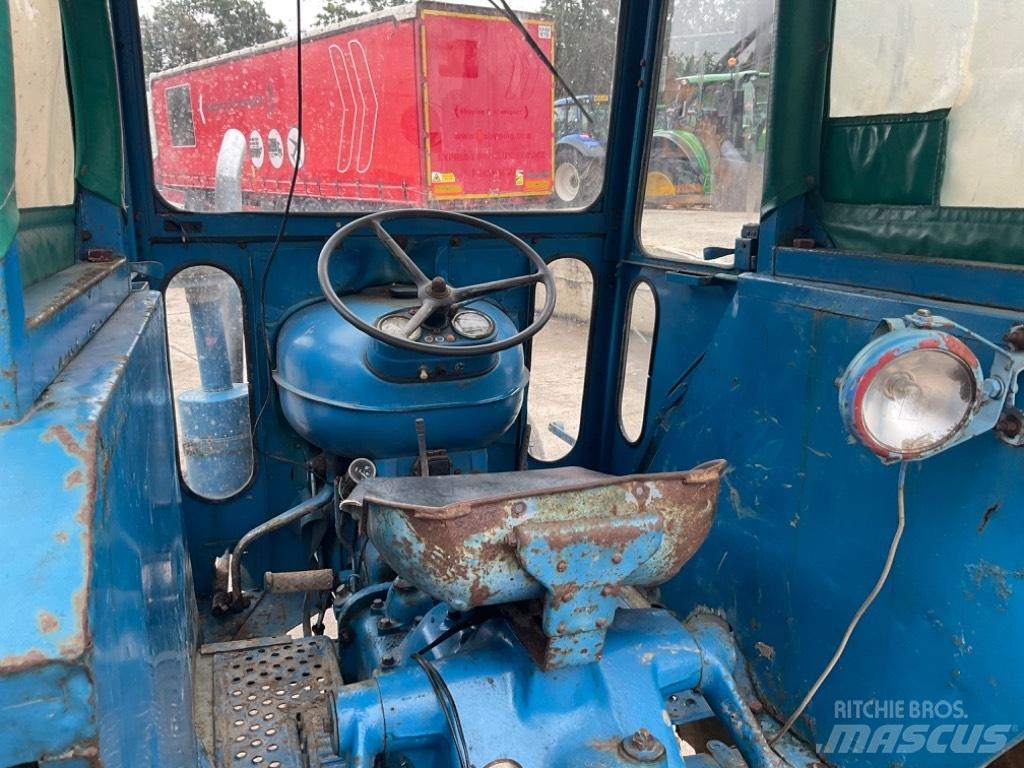 Fordson Super Major Tratores Agrícolas usados