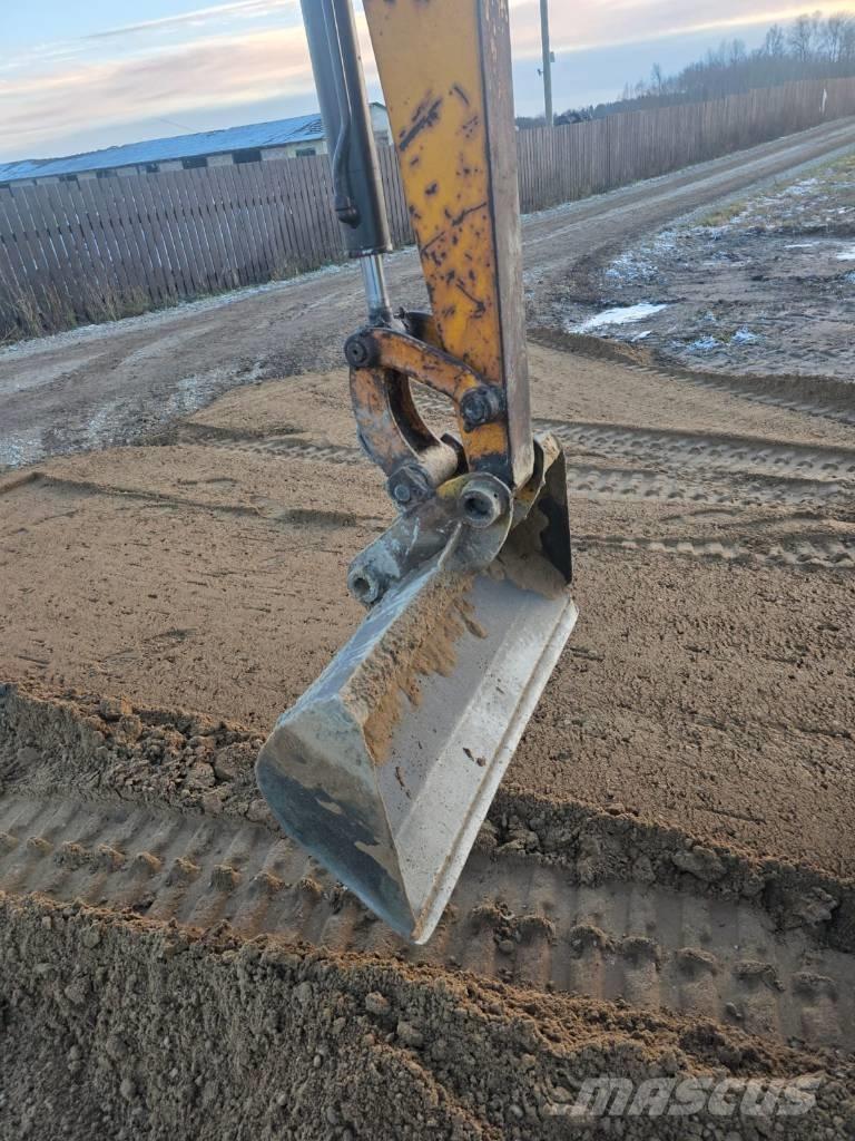 Nissan Hanix n2602 Mini Escavadoras <7t