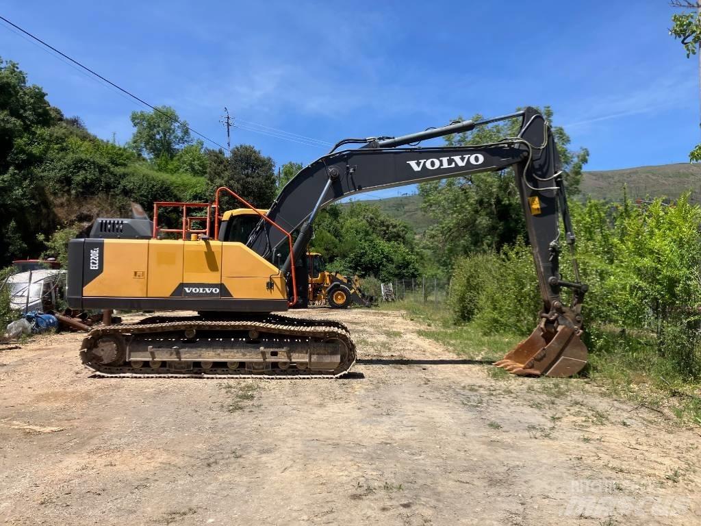 Volvo EC 220 E Escavadoras de rastos