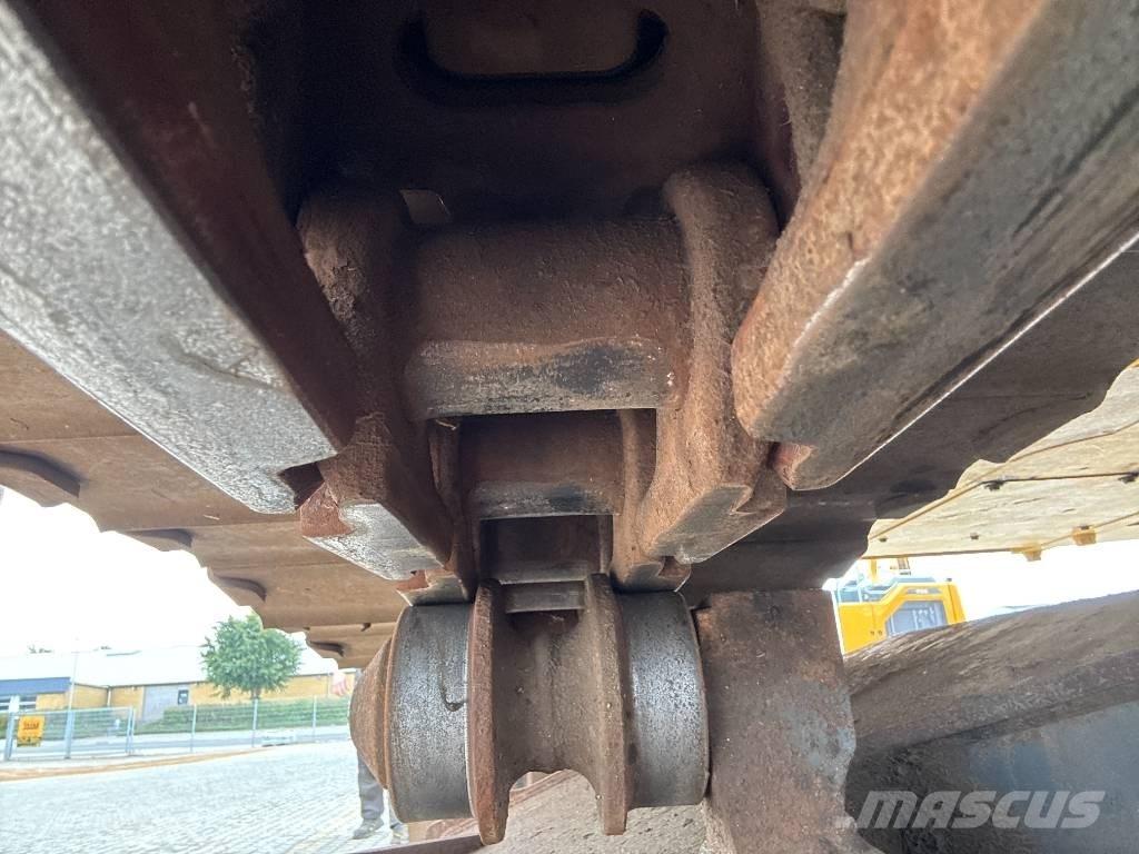 Komatsu HB215LC-1 Manipuladores de resíduos / indústria