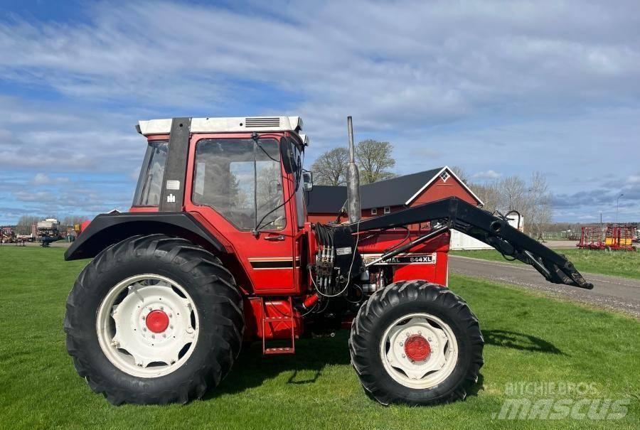 Case IH 844 XL Tratores Agrícolas usados