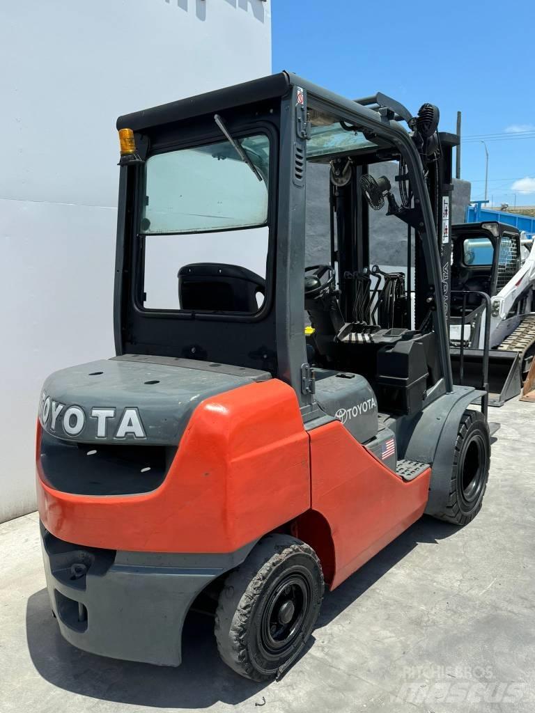 Toyota 8 FD U 25 Empilhadores - Outros