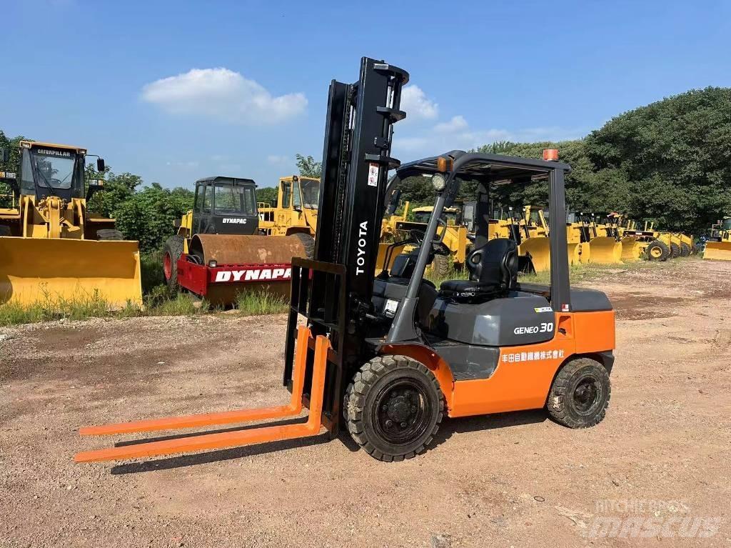 Toyota GENEO 30 Empilhadores Diesel