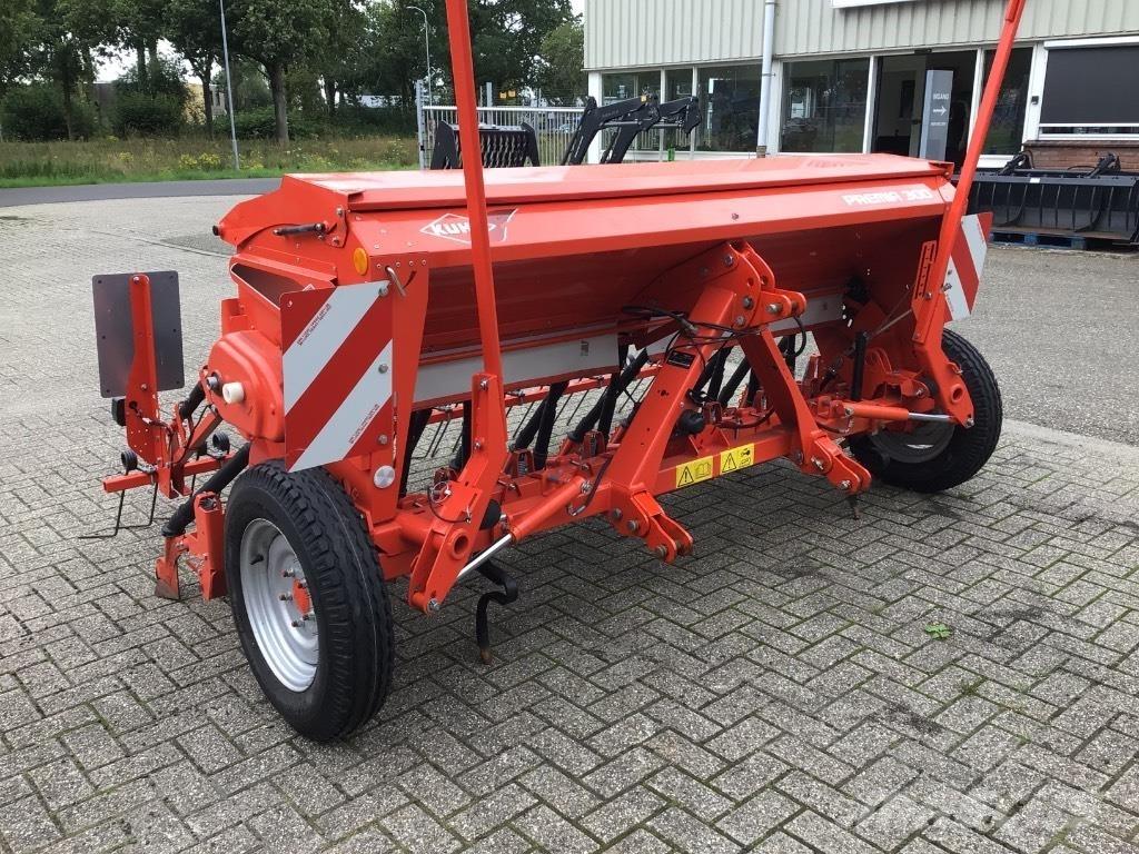 Kuhn Premia 300 Perfuradoras