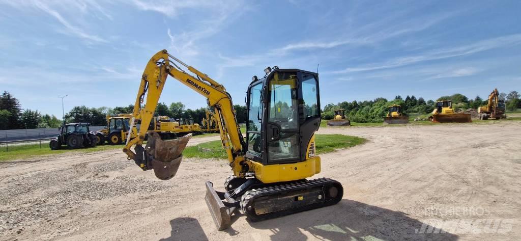 Komatsu PC 26 MR Mini Escavadoras <7t