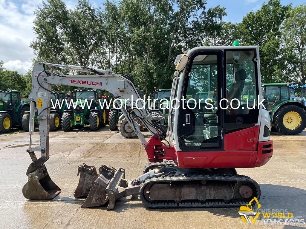 Takeuchi TB 230 Mini Escavadoras <7t