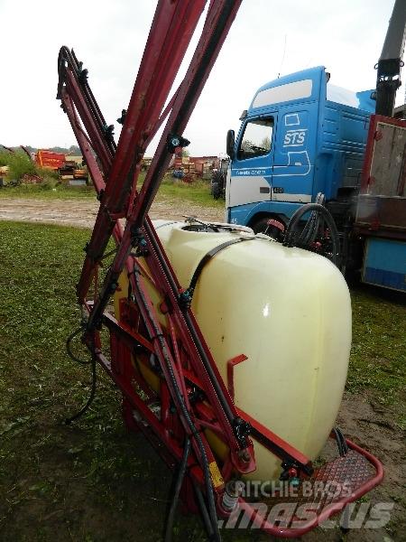 Hardi 900 Pulverizadores rebocados