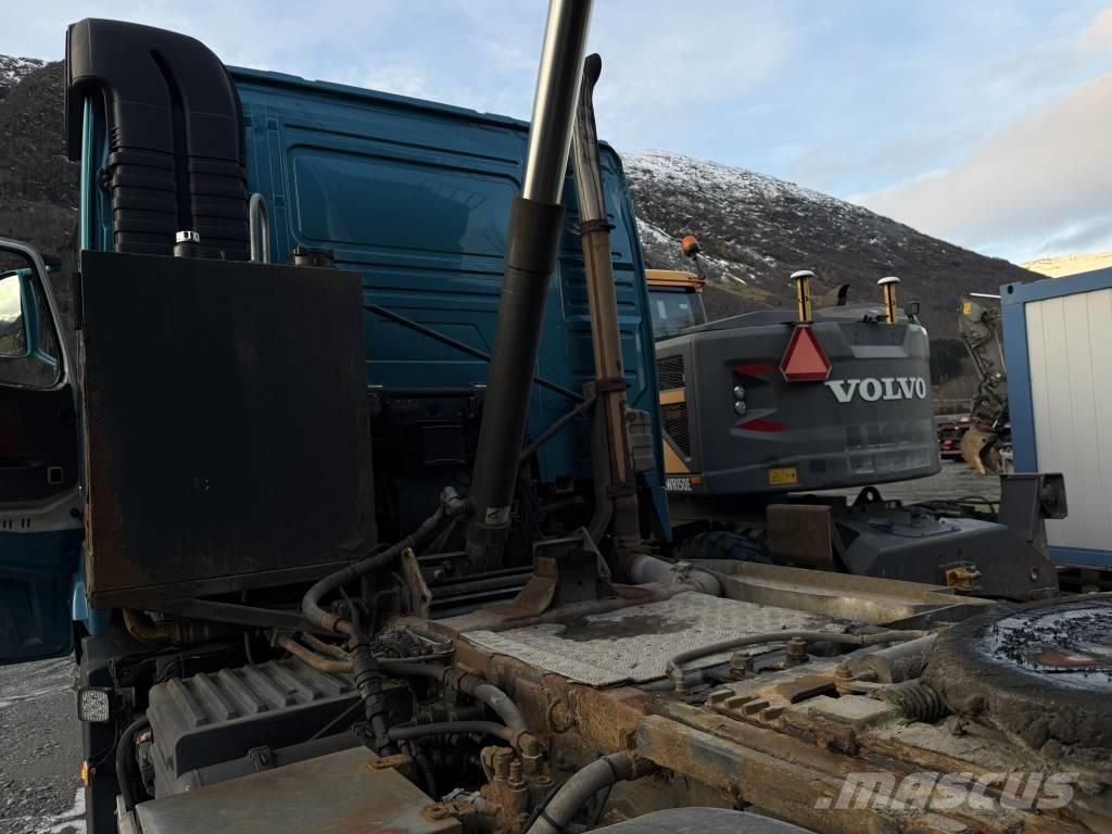 Volvo FH 16 550 6x2 Camiões basculantes