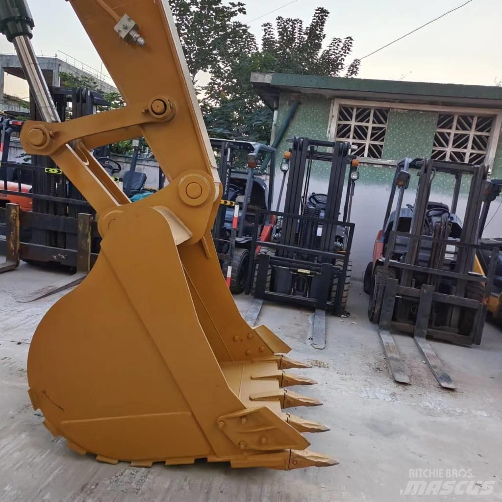 CAT 330 D Escavadoras de rastos