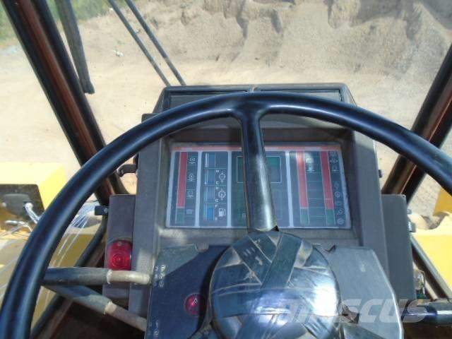 Komatsu WA 250 Pás carregadoras de rodas