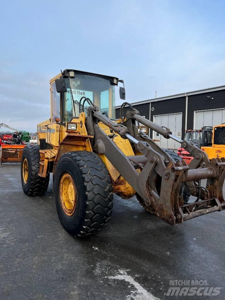 Volvo L90 B Pás carregadoras de rodas