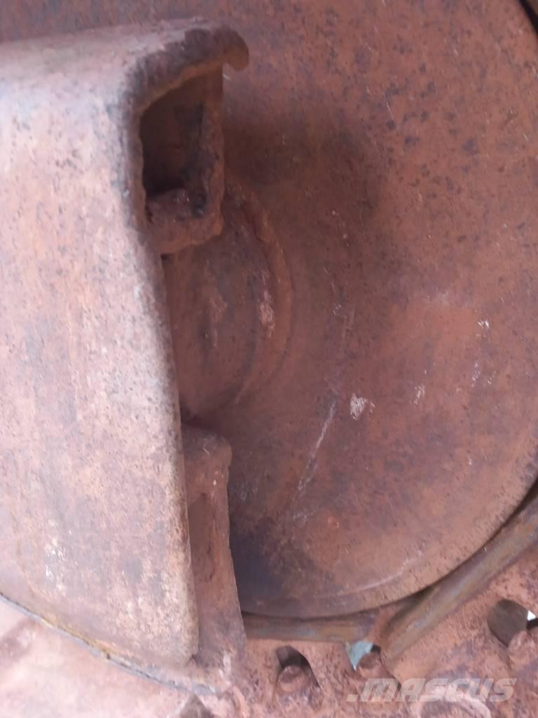 Komatsu PC210LC-10 Escavadoras de rastos