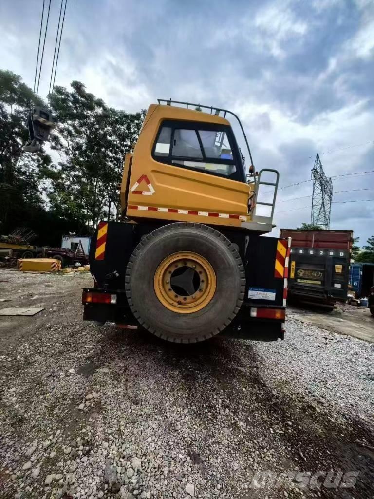 Sany SAC7000 T7 Gruas Todo terreno