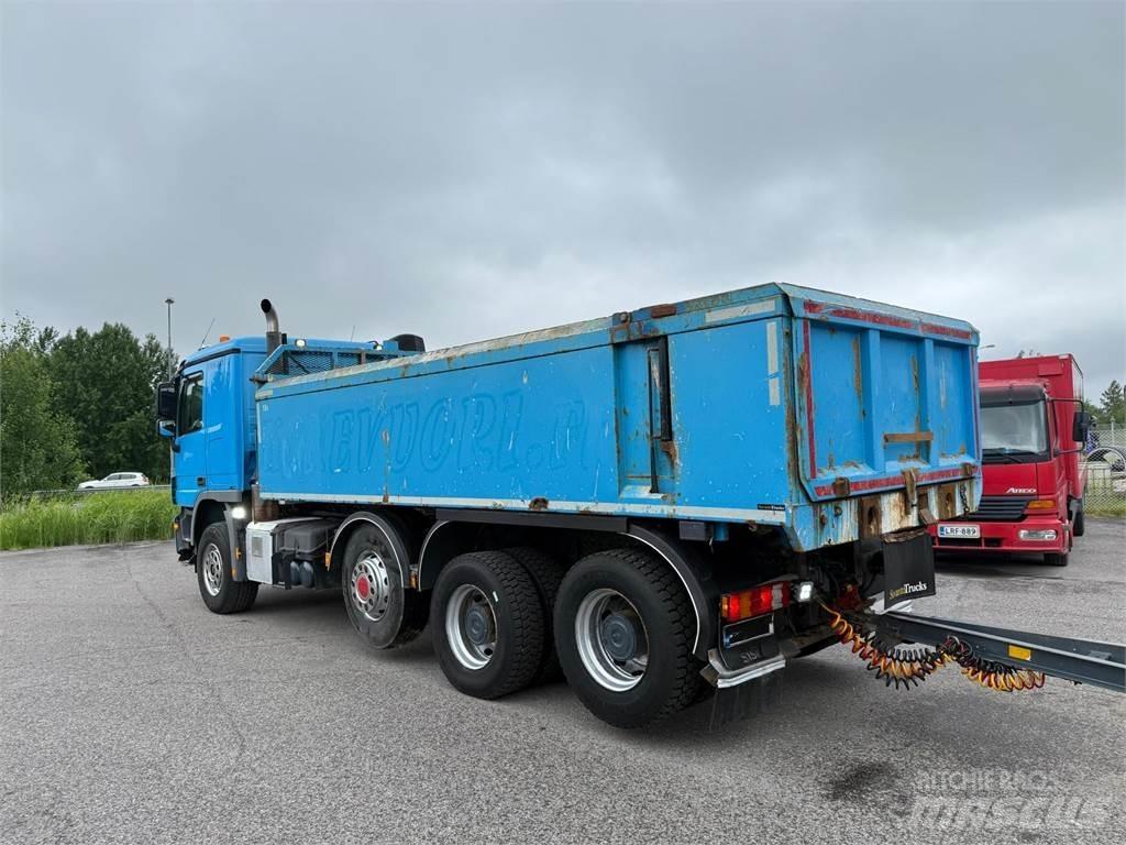 Sisu DK12M 8X4 Camiões basculantes