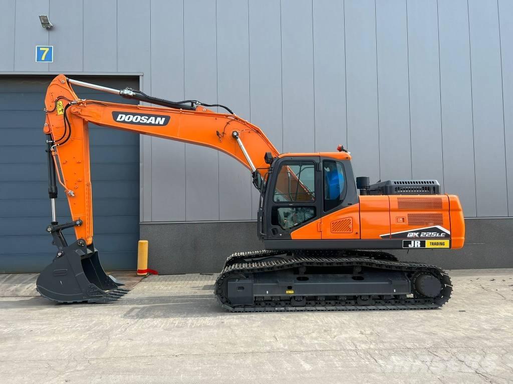 Doosan DX 225 LC-7M Escavadoras de rastos
