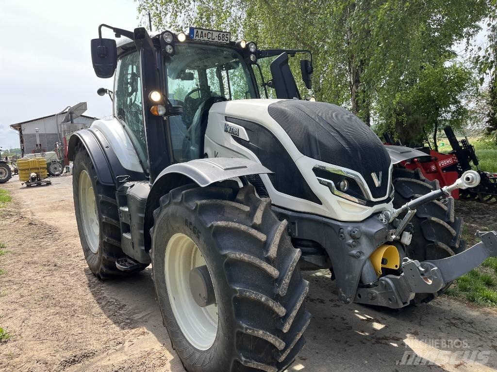 Valtra T 255 Tratores Agrícolas usados