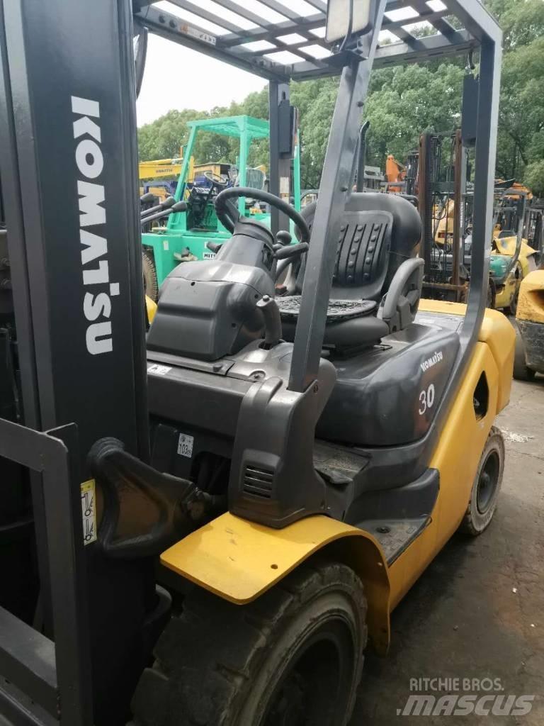 Komatsu 30 Manipuladores telescópicos