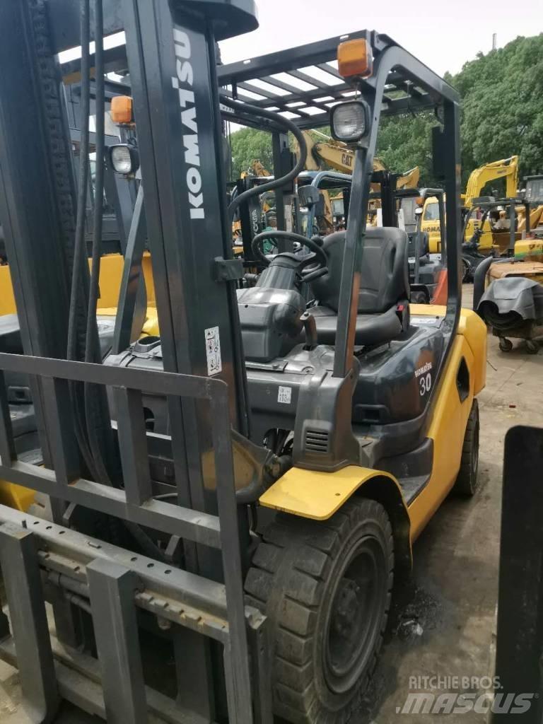 Komatsu 30 Manipuladores telescópicos