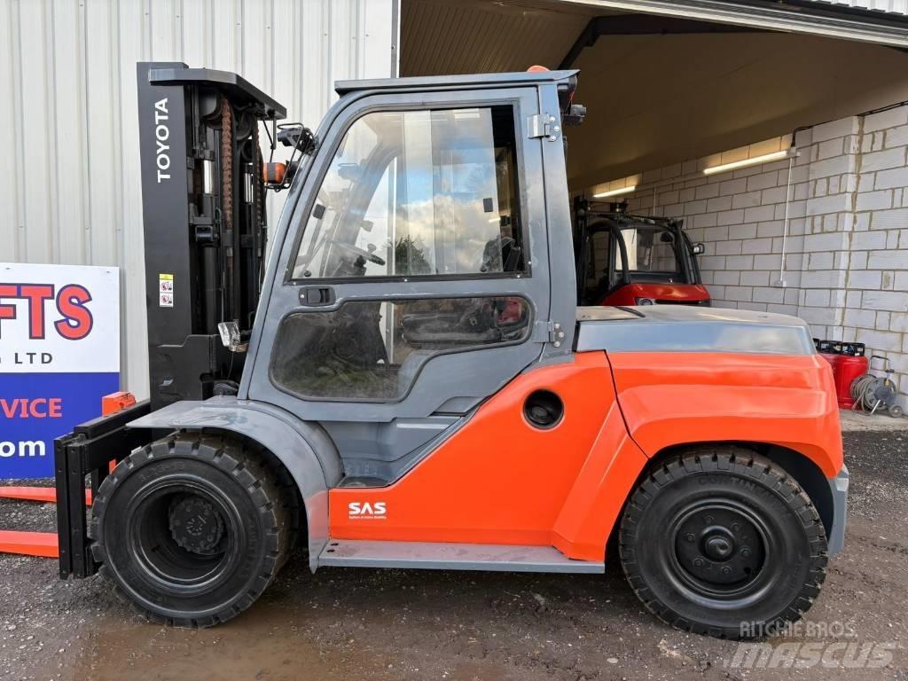 Toyota 8FDF70N Empilhadores Diesel