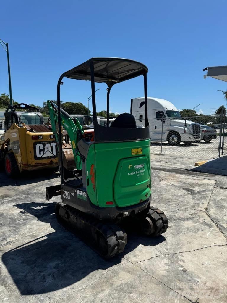 Bobcat E20 Mini Escavadoras <7t