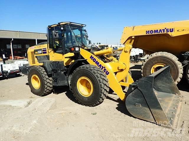 Komatsu WA320-8 Pás carregadoras de rodas