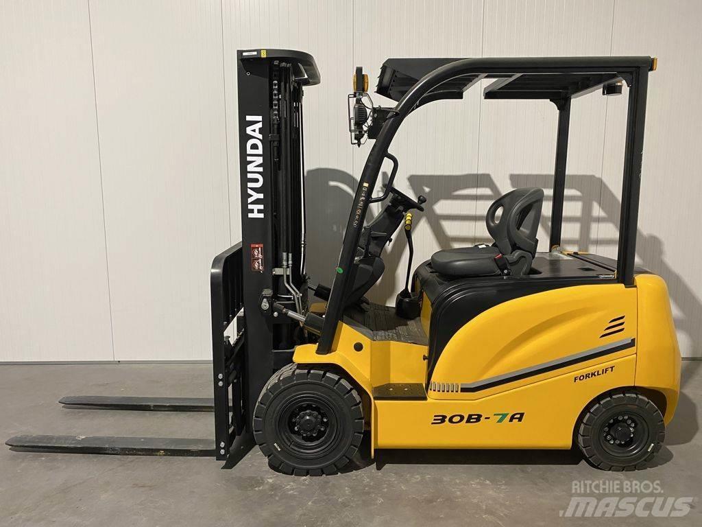 Hyundai 30B-7A Empilhadores eléctricos