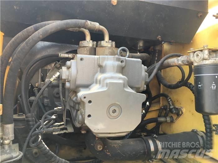 Komatsu PC 200-7 Escavadoras de rastos