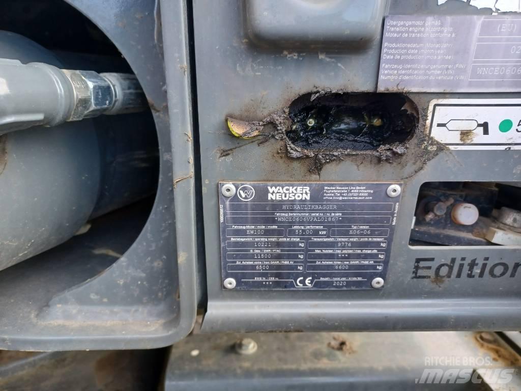 Wacker Neuson EW100 Escavadoras de rodas