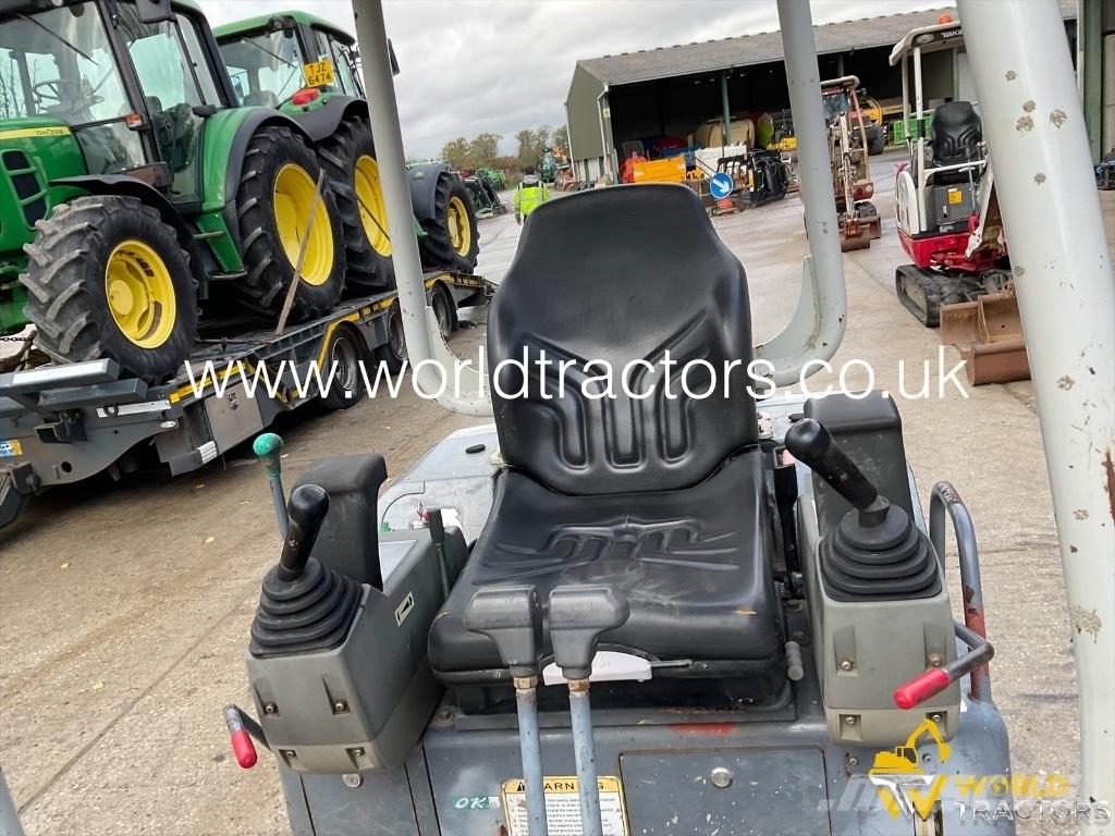 Takeuchi TB 219 Mini Escavadoras <7t