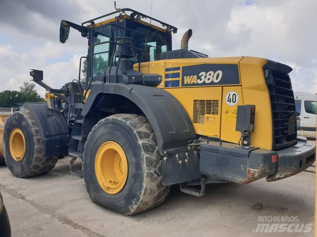 Komatsu WA380-8 Pás carregadoras de rodas