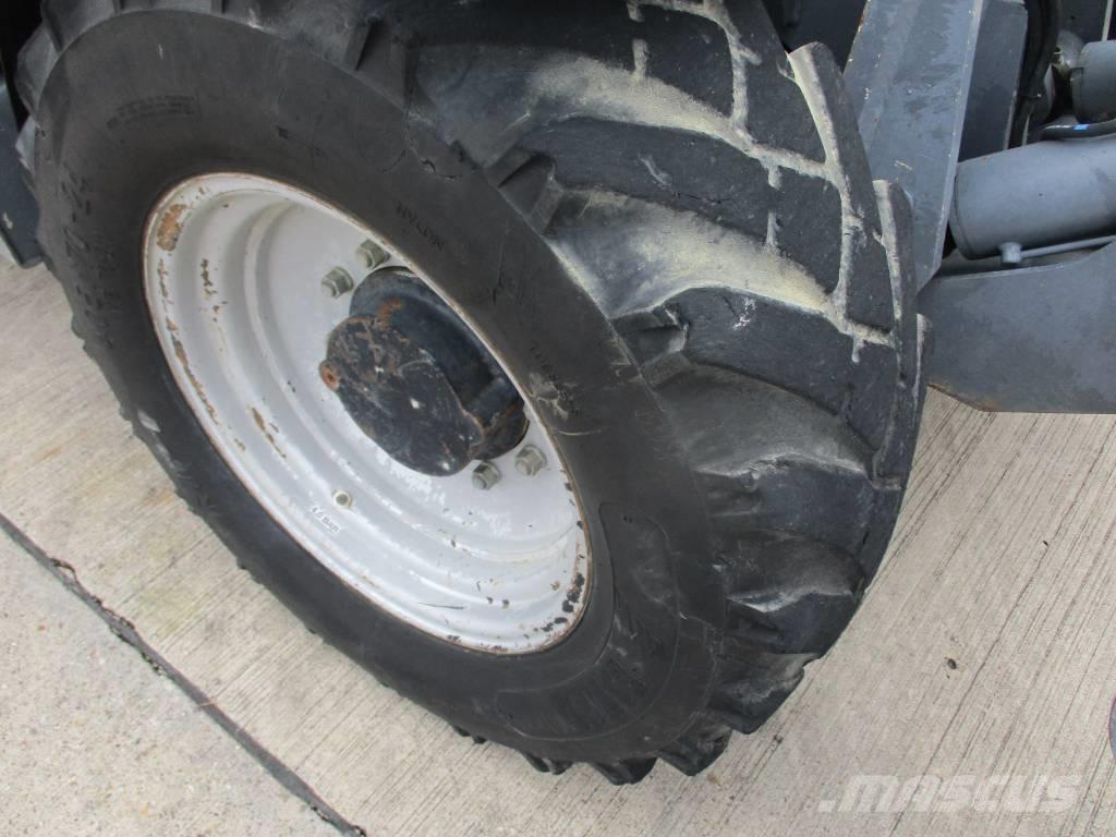 JLG 4013 (521) Manipuladores telescópicos