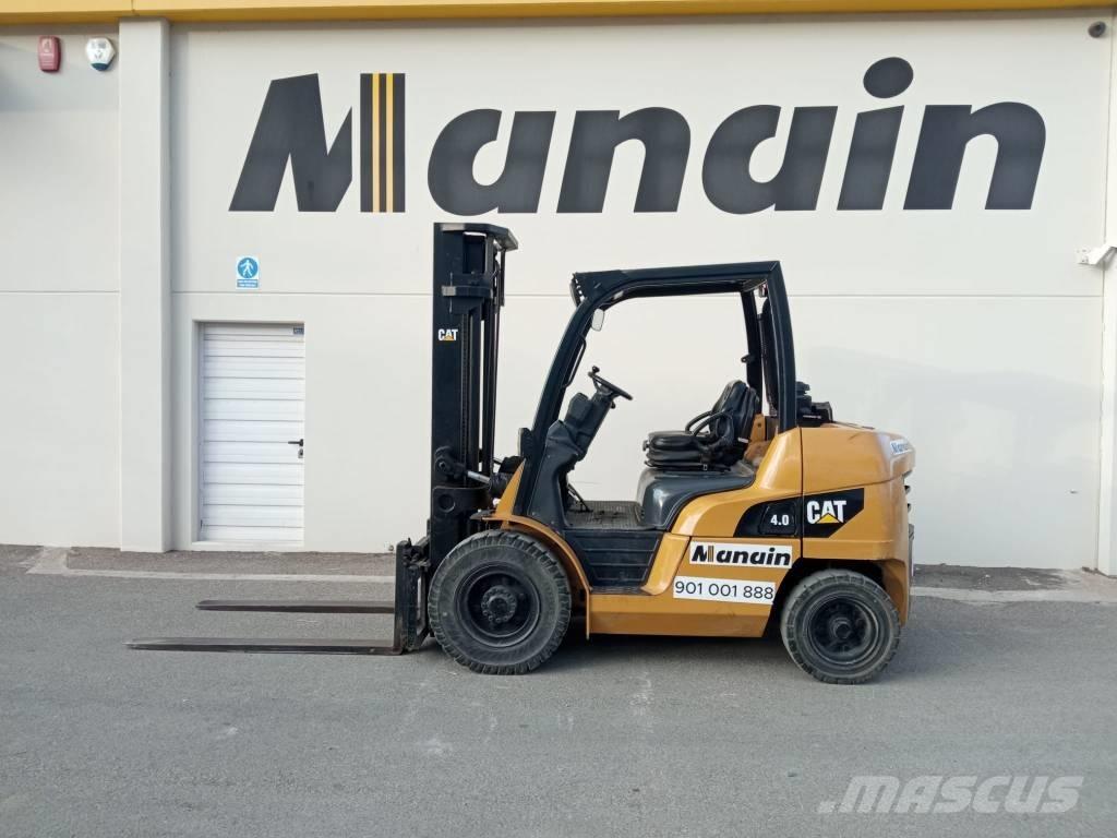 CAT DP 40 Empilhadores Diesel