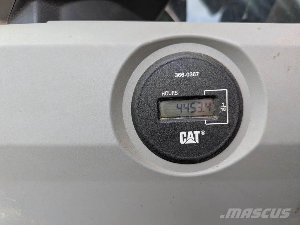 CAT 374F Escavadoras de rastos