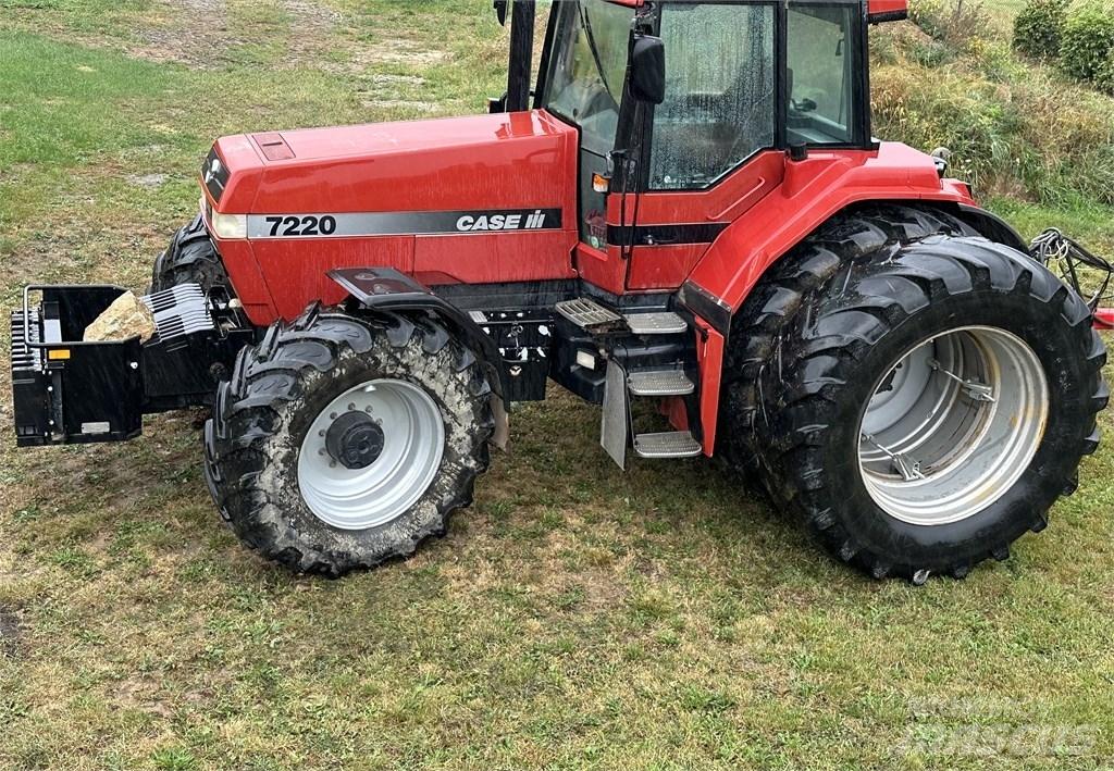 Case IH 7220 MAGNUM Tratores Agrícolas usados
