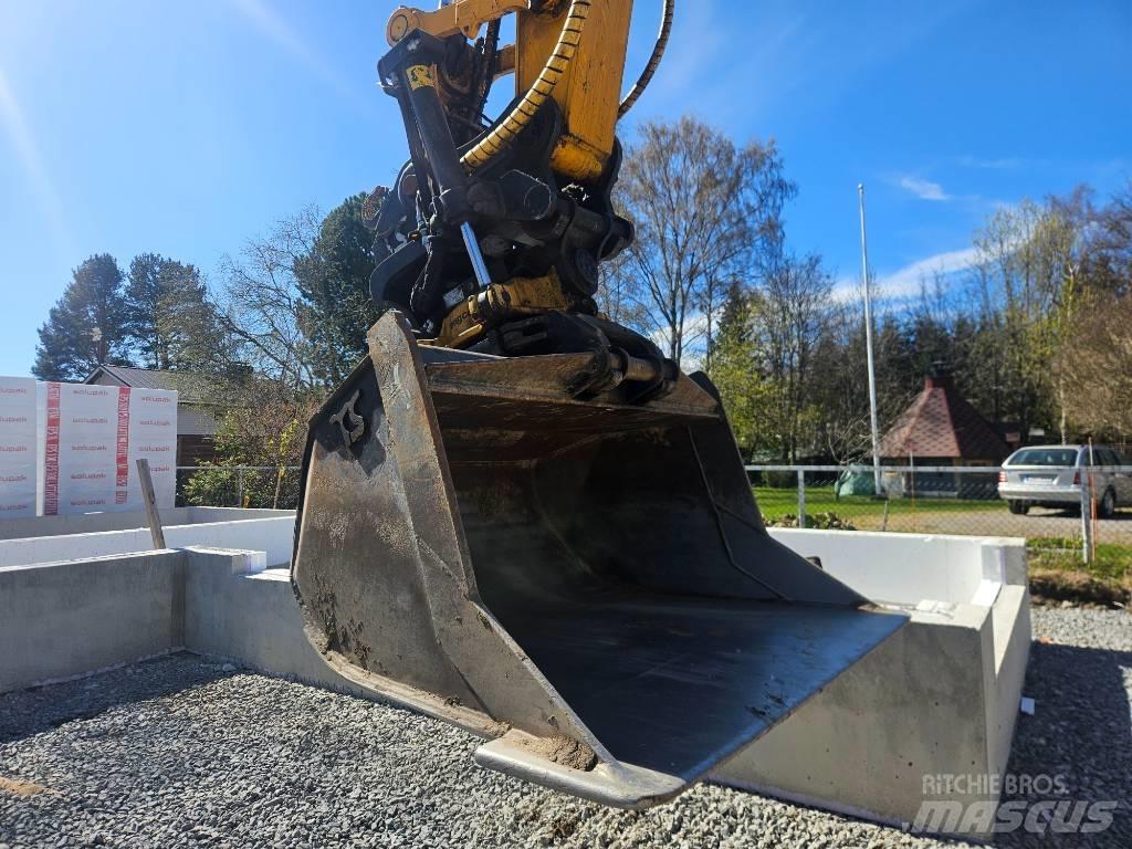 JCB 245 XLR Escavadoras de rastos