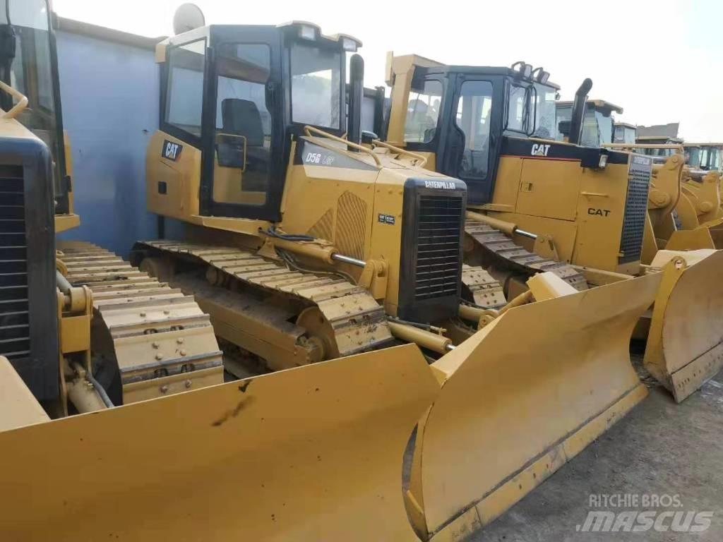 CAT D5M Dozers - Tratores rastos