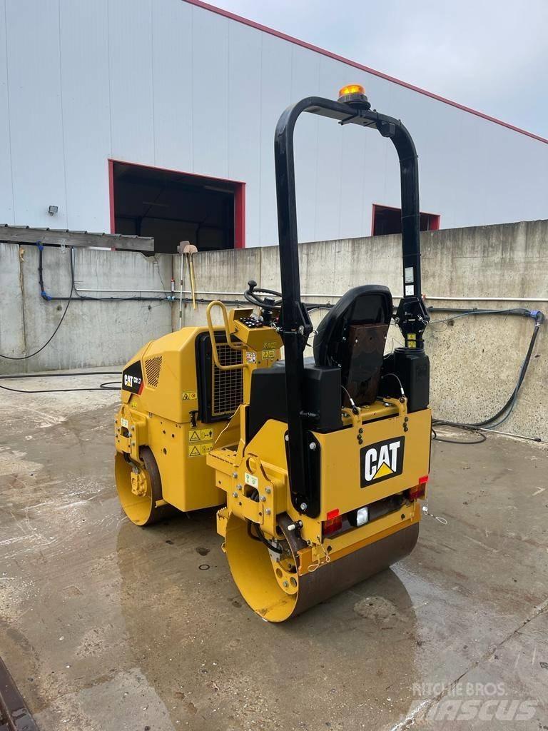 CAT CB 1.7 Cilindros Compactadores tandem