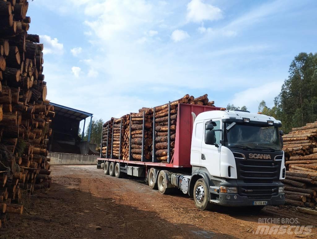 Scania R 560 Camiões de transporte de troncos